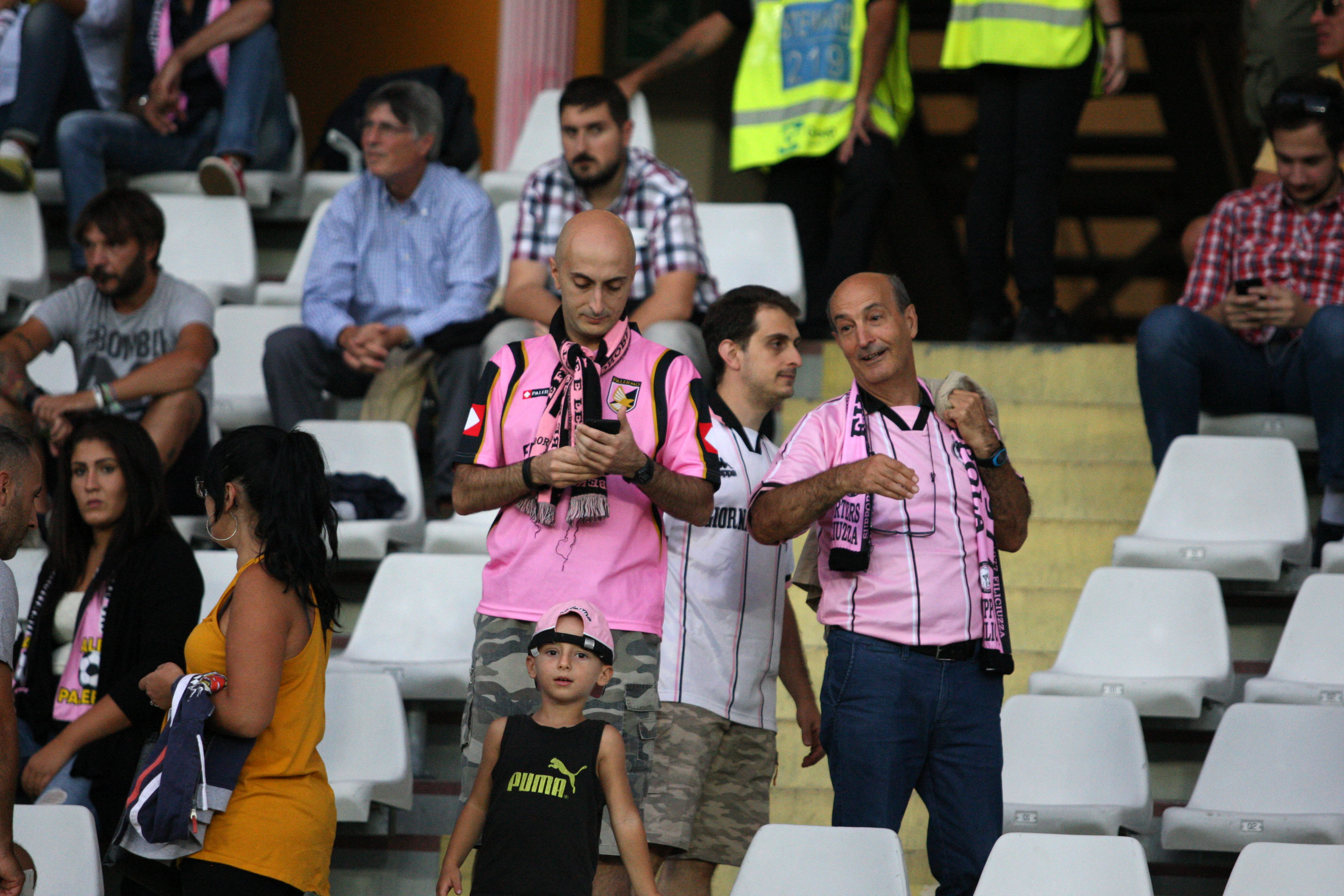 Cremonese Palermo Ecco Quanti Tifosi Rosa Saranno Presenti Allo Zini