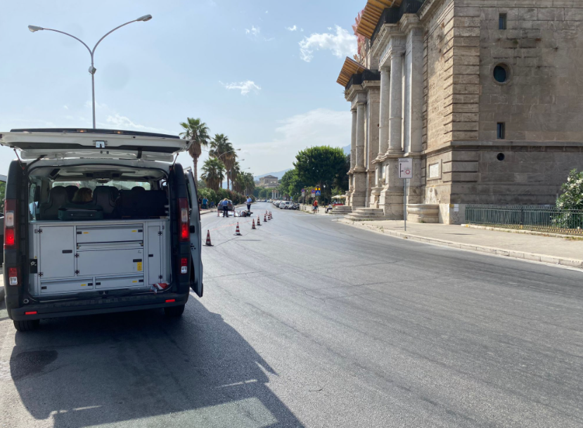 Incidente Mortale Tra La Cala E Il Foro Italico In Corso I Rilievi