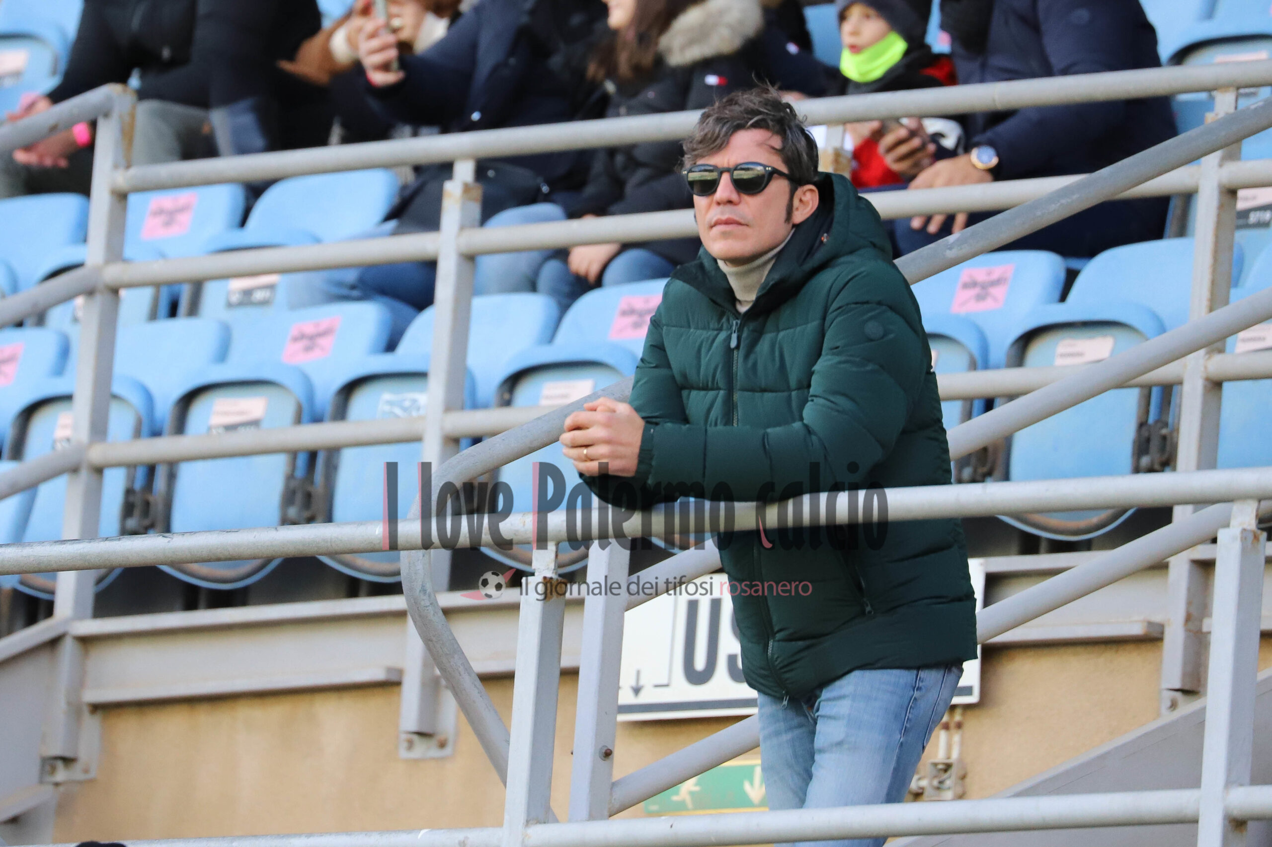 Costa Mascherine Allo Stadio O Gara A Porte Chiuse