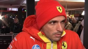 Sainz convocato d'urgenza dalla Ferrari